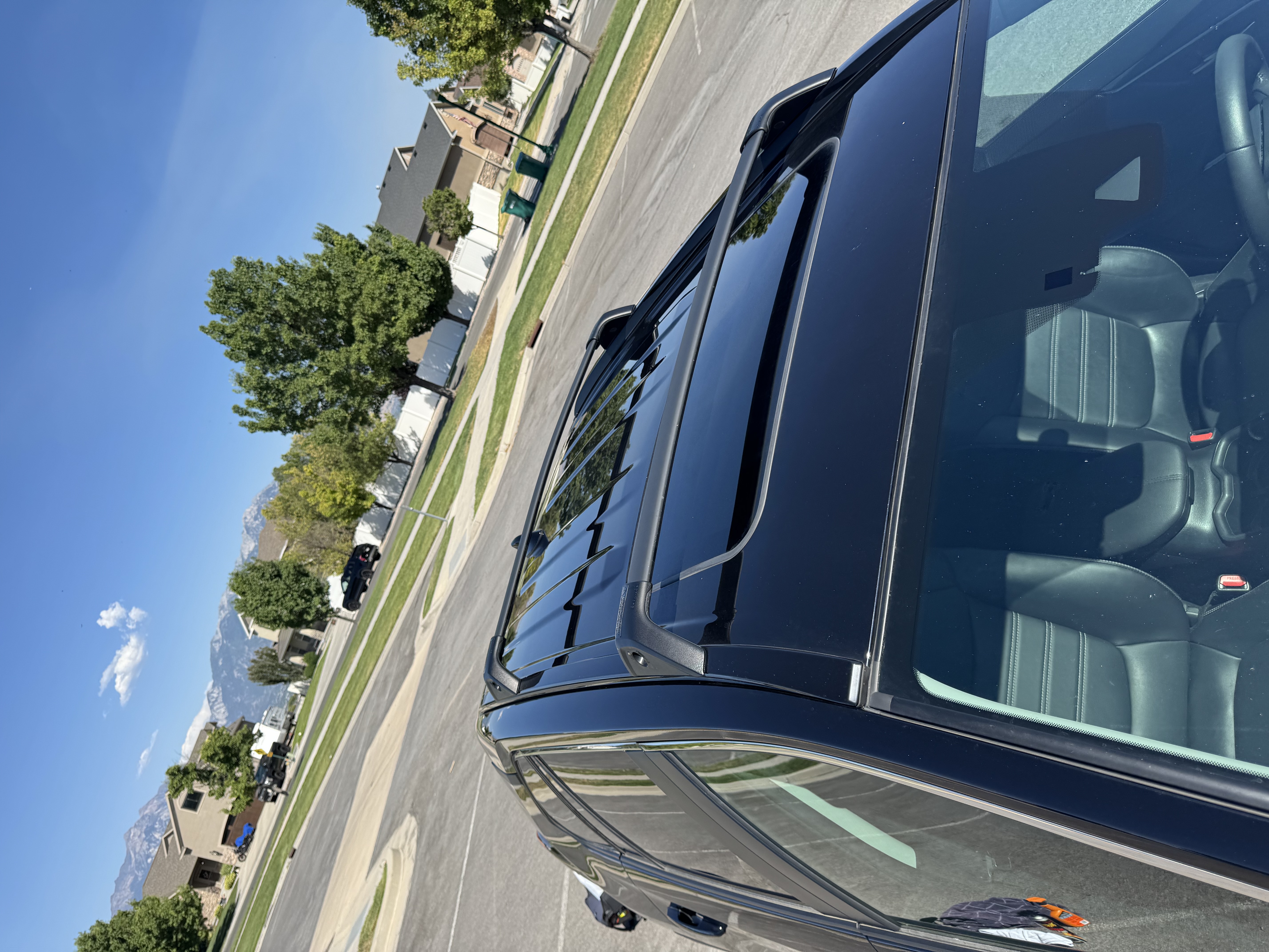 2024 TOYOTA RAV4 XLE Premium photo 7