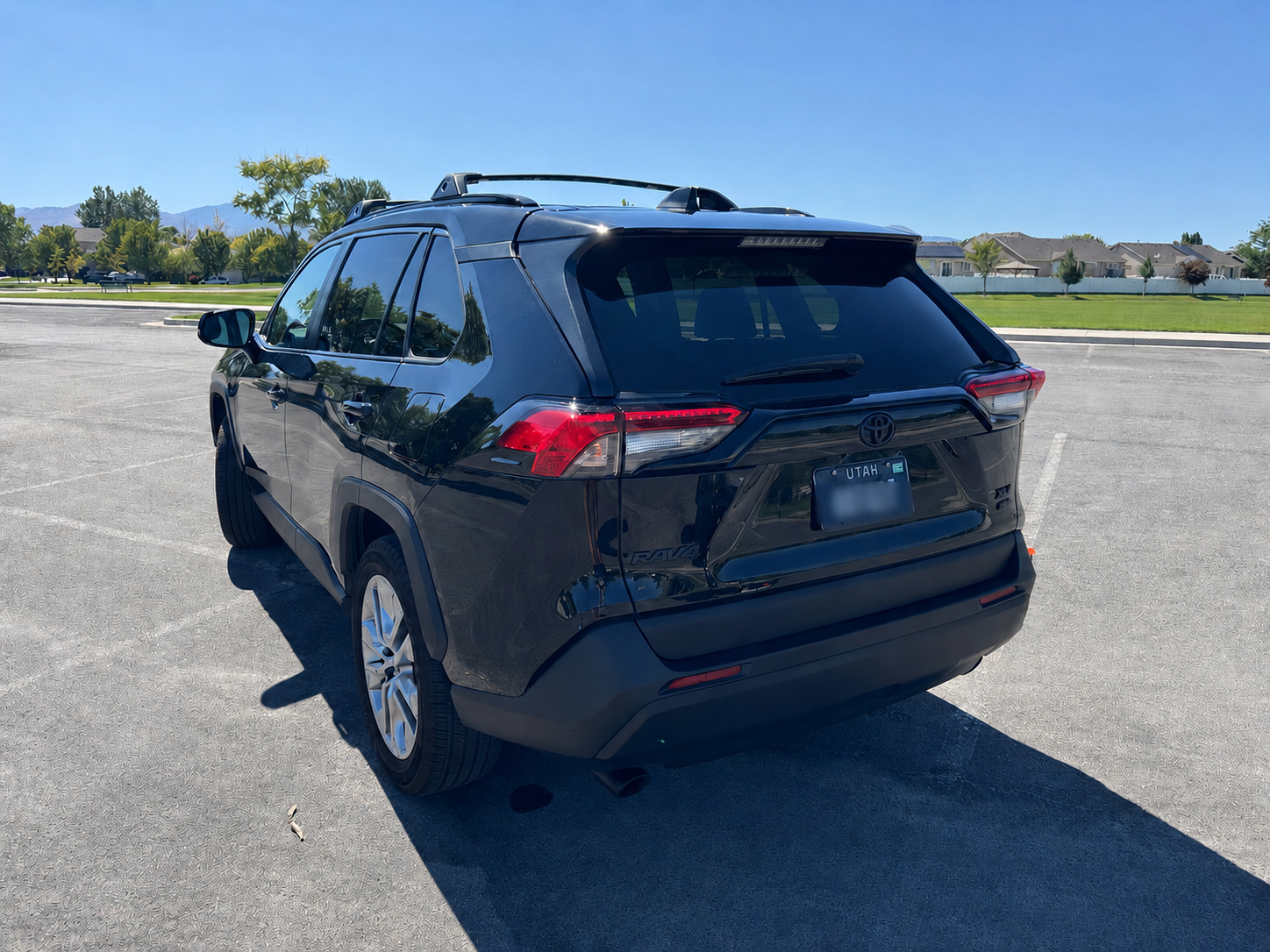 2024 TOYOTA RAV4 XLE Premium photo 5